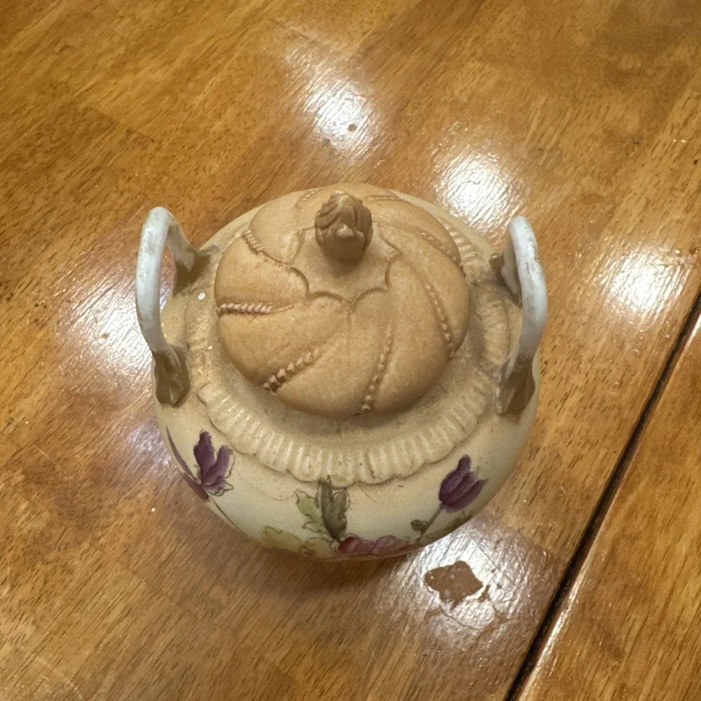 Antique Porcelain Lidded Urn Vase 7